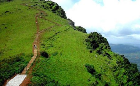 1-Mullayanagiri-Mountains
